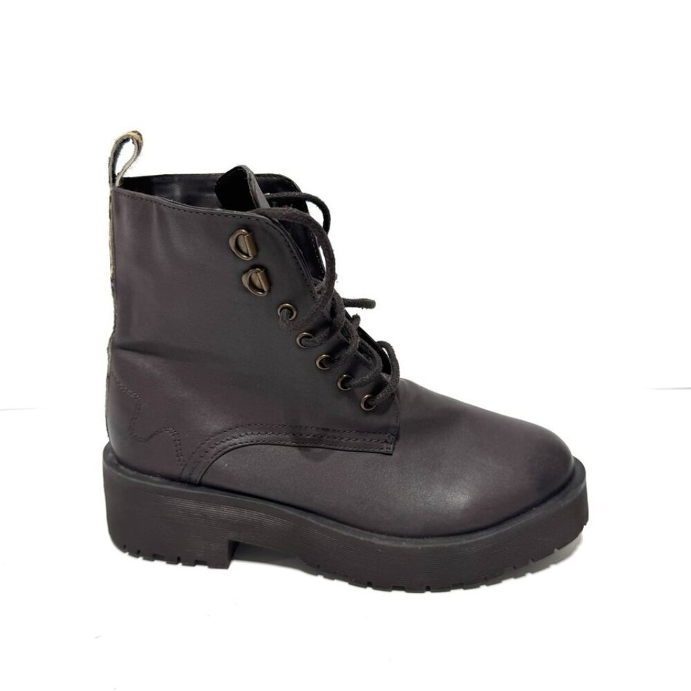 Secret Celebrity Womens Combat Boot Size 8 M